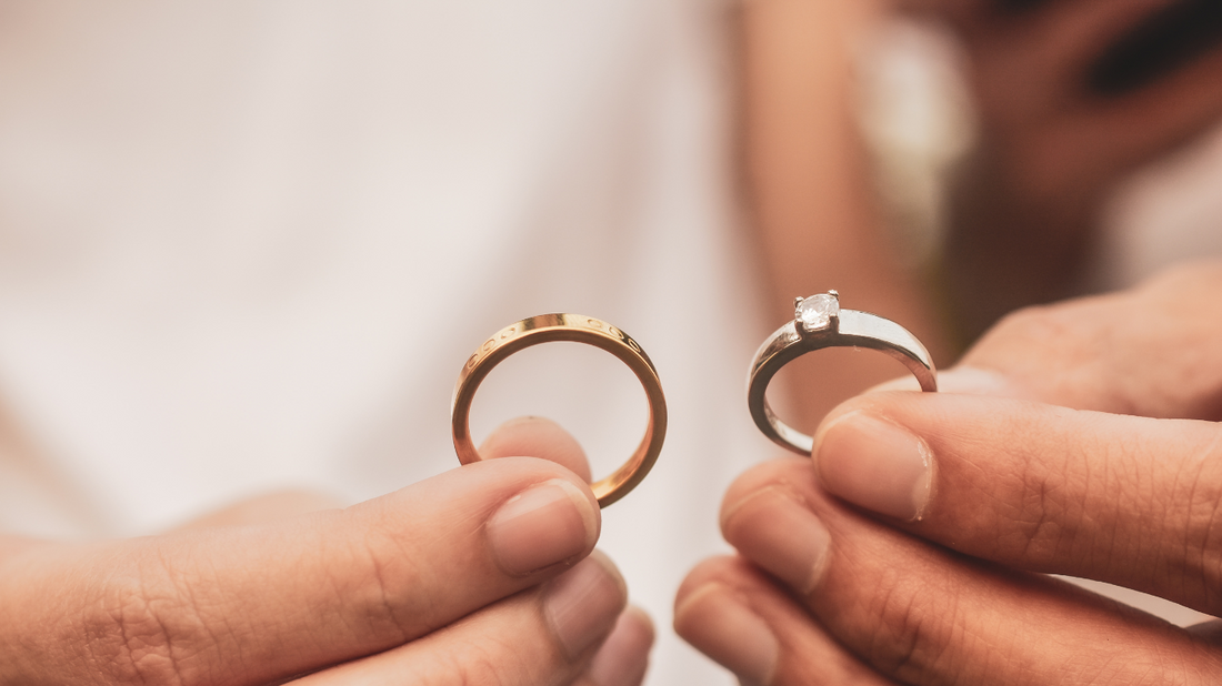 Engagement Ring vs Wedding Ring: Understanding the Difference