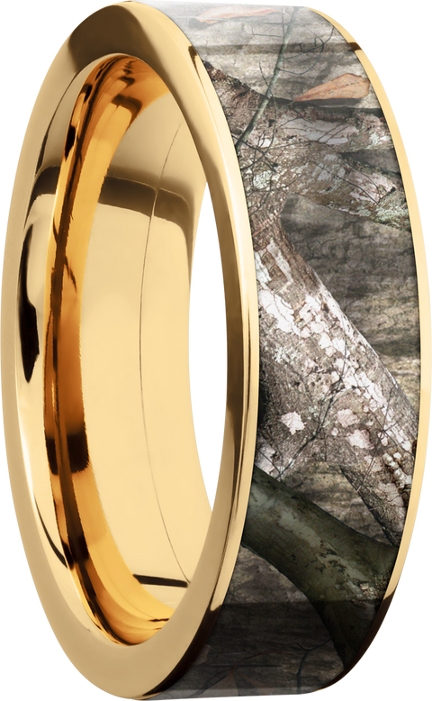 14K Yellow Gold 7mm flat band with a 6mm inlay of Mossy Oak Treestand Camo