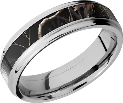 Cobalt chrome 6mm flat band with grooved edges and a 3mm inlay of Realtree APC Black Camo