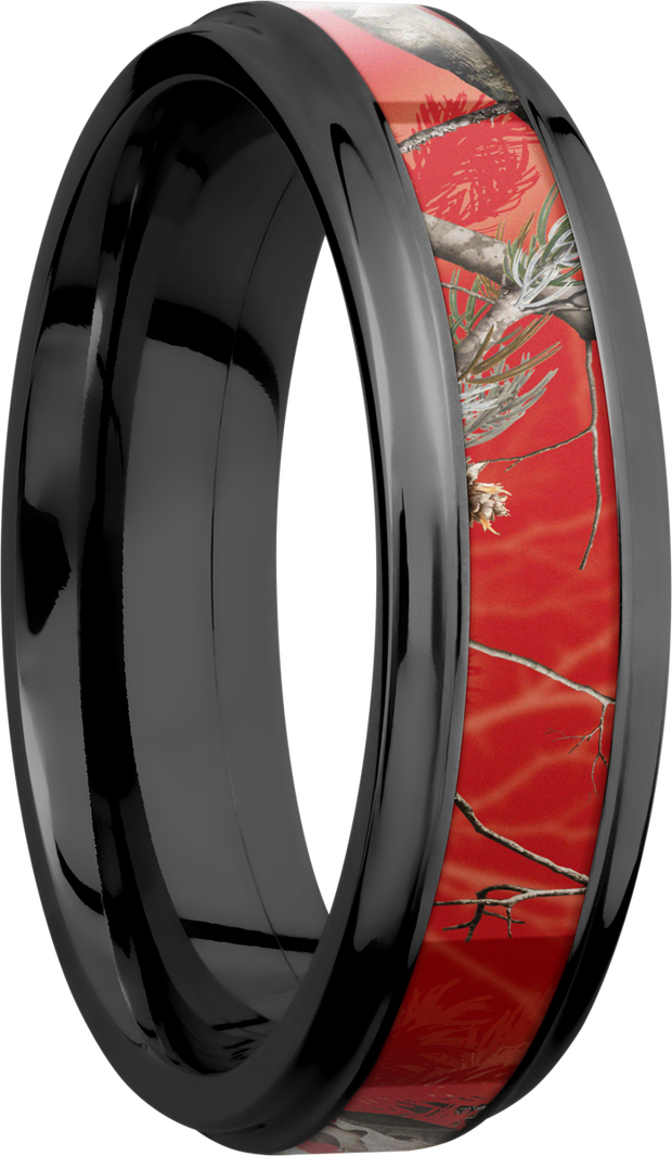 Zirconium 6mm flat band with grooved edges and a 3mm inlay of Realtree APC Red Camo