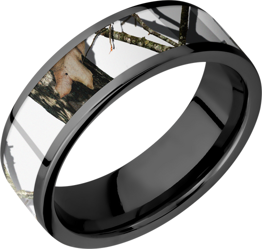 Cobalt chrome 7mm flat band with a 5mm inlay of Mossy Oak Winter Break Up Camo